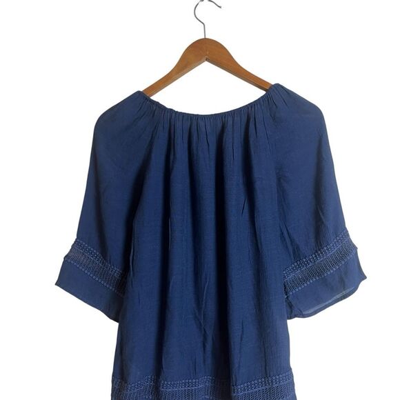 Spense navy light weight blouse. Size small - Picture 5 of 6